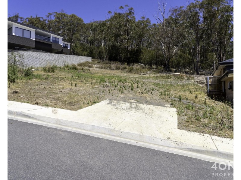 18 Beaumont Road, Lenah Valley TAS 7008