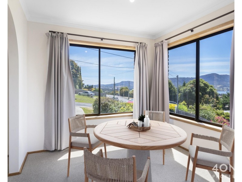 19 Kinarra Crescent, Chigwell TAS 7011