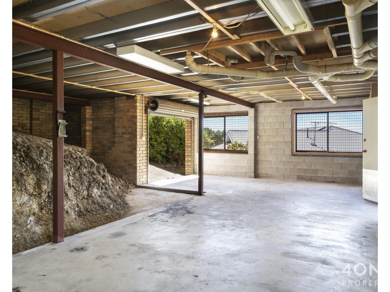 19 Kinarra Crescent, Chigwell TAS 7011