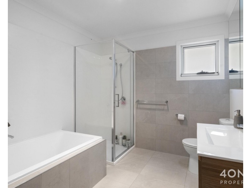 4/7 Beakley Drive, Glenorchy TAS 7010