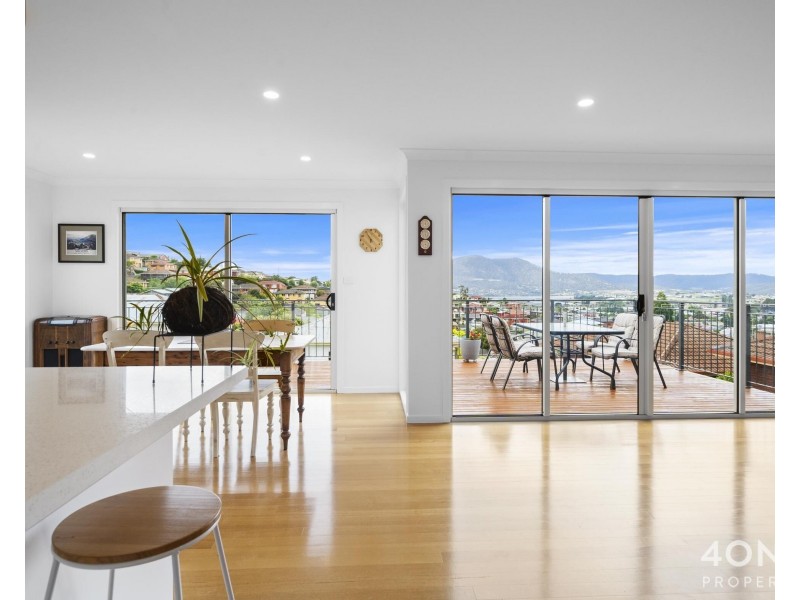 4/7 Beakley Drive, Glenorchy TAS 7010