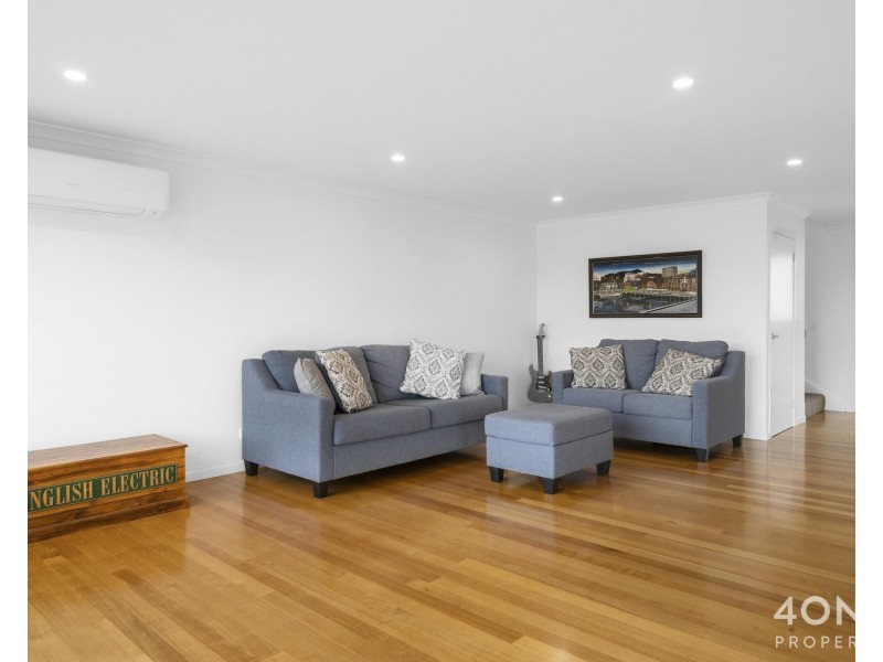 4/7 Beakley Drive, Glenorchy TAS 7010