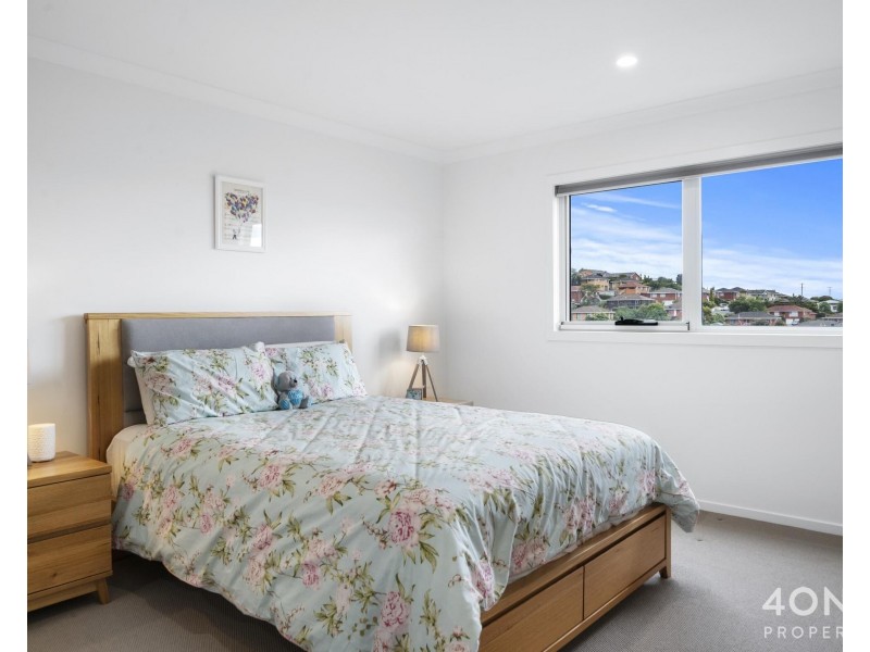 4/7 Beakley Drive, Glenorchy TAS 7010