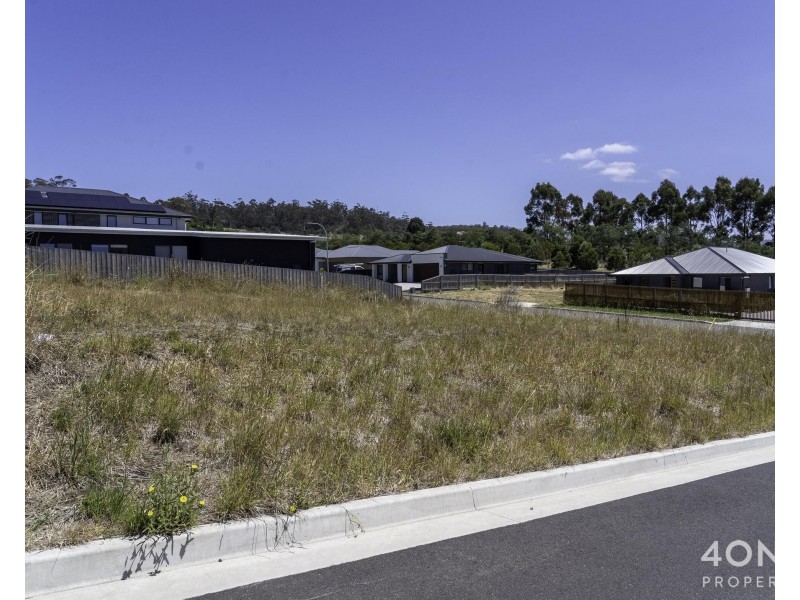 38 Napa Street, Howrah TAS 7018