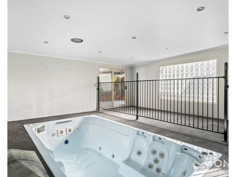 8 Mercer Street, New Town TAS 7008