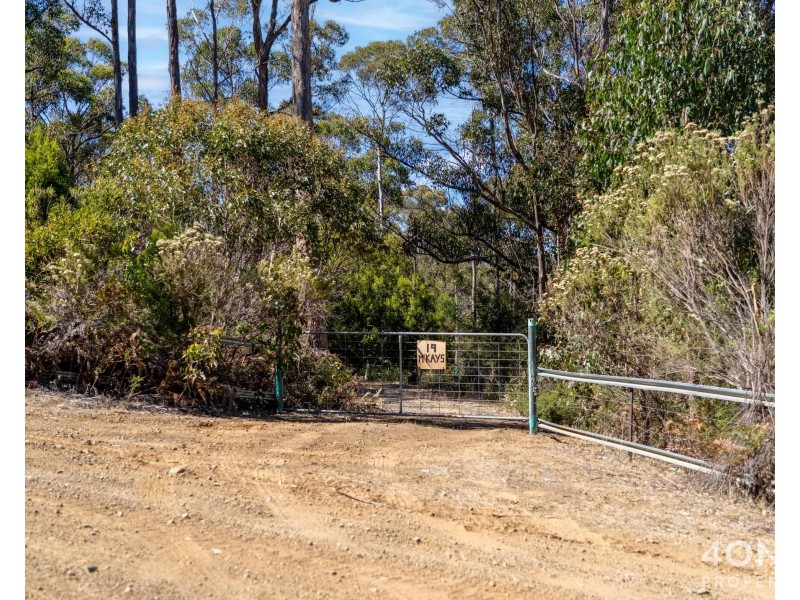 19 McKays Road, Dysart TAS 7030