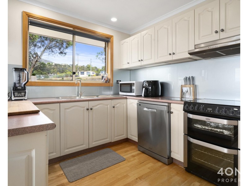 24 Vermont Court, Berriedale TAS 7011