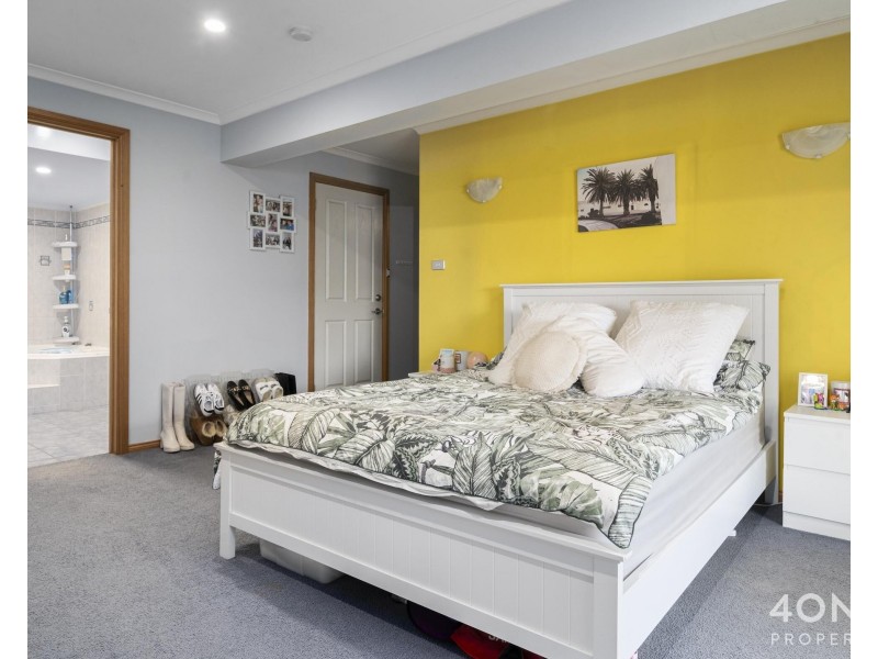 24 Vermont Court, Berriedale TAS 7011