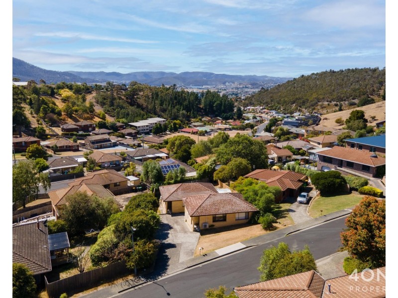 1/1 Simpson Place, Rosetta TAS 7010