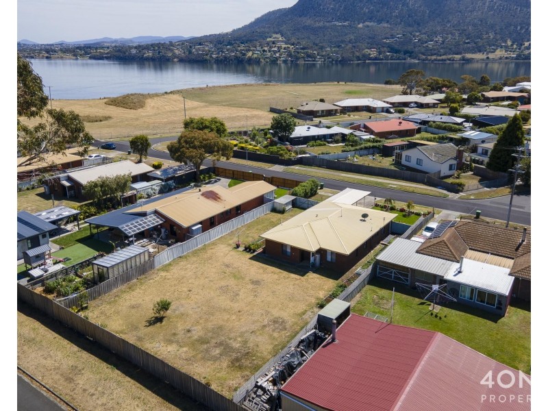 12 Park Road, Dowsing Point TAS 7010