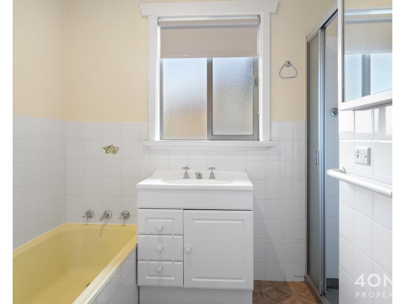 12 Shenstone Place, Montrose TAS 7010