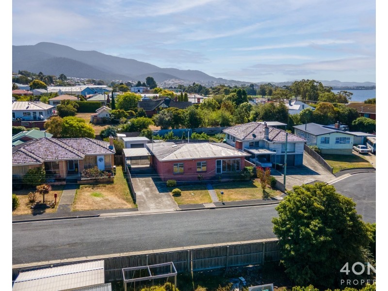 12 Shenstone Place, Montrose TAS 7010