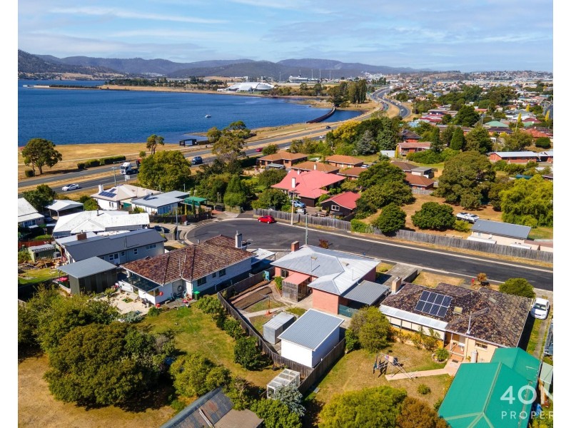 12 Shenstone Place, Montrose TAS 7010