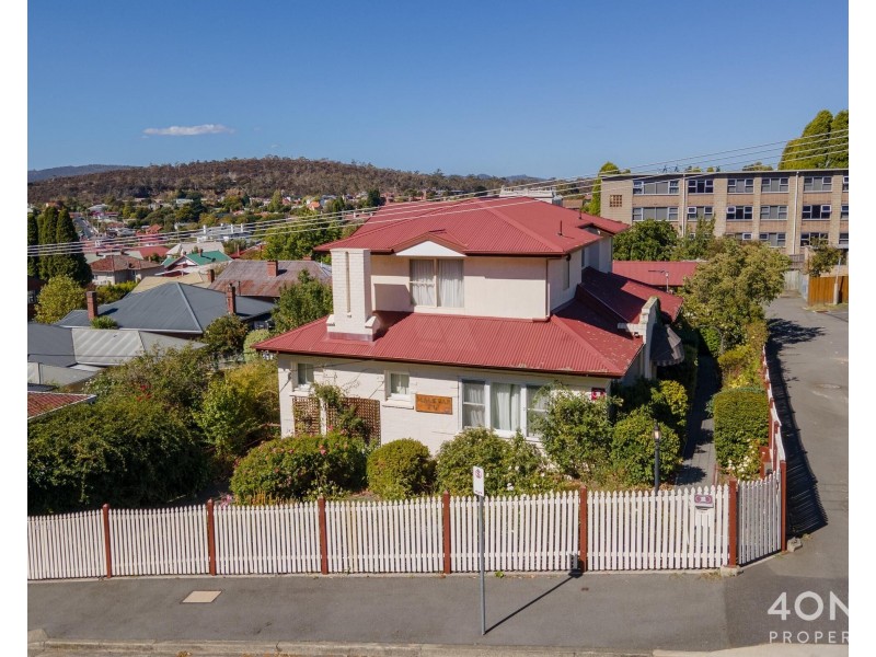 1 Honora Avenue, Lenah Valley TAS 7008