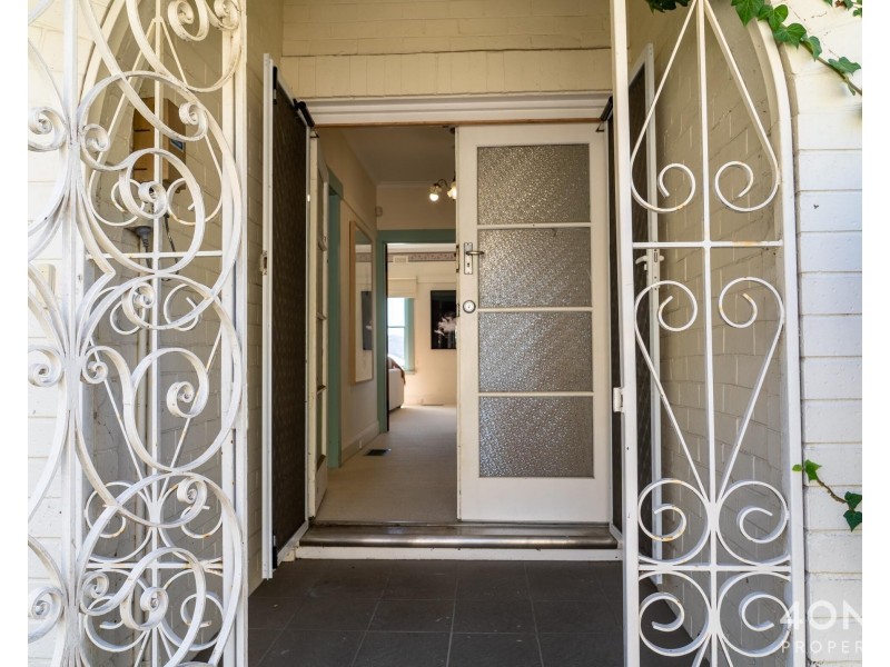 1 Honora Avenue, Lenah Valley TAS 7008
