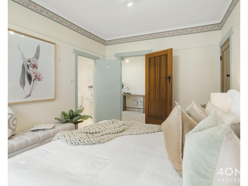 1 Honora Avenue, Lenah Valley TAS 7008