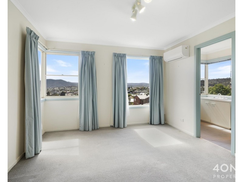 1 Honora Avenue, Lenah Valley TAS 7008