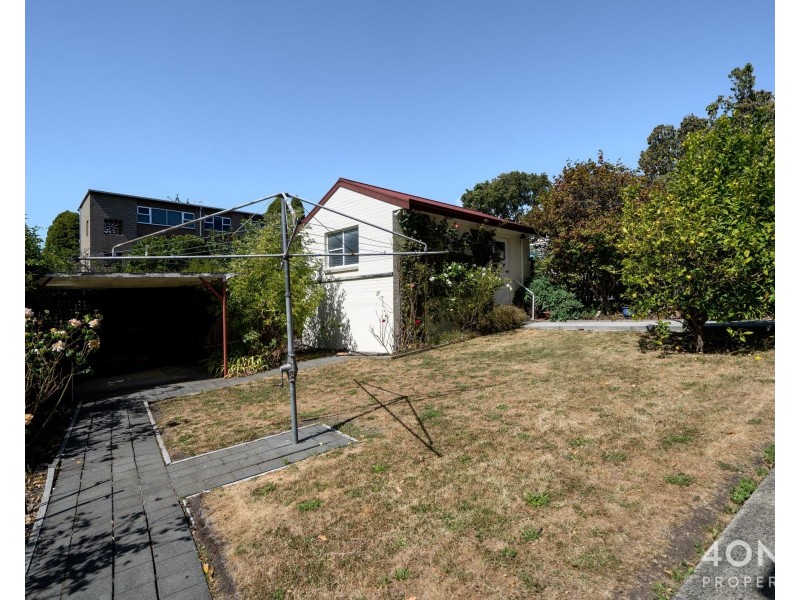 1 Honora Avenue, Lenah Valley TAS 7008