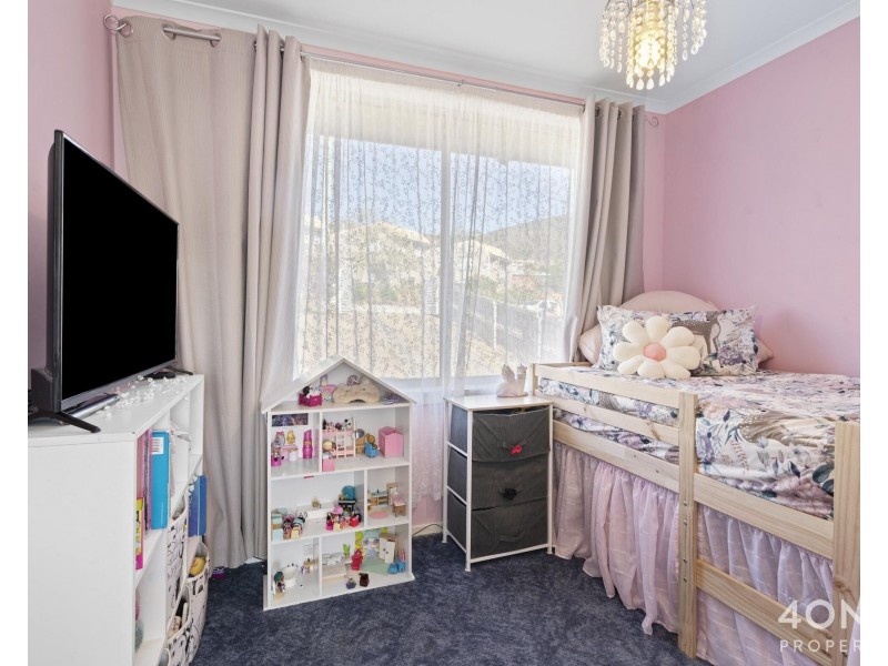1 Surada Place, Glenorchy TAS 7010