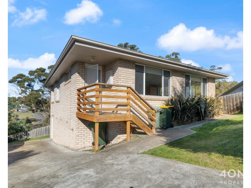 5 Coach Road, Chigwell TAS 7011