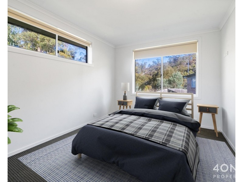 5 Coach Road, Chigwell TAS 7011