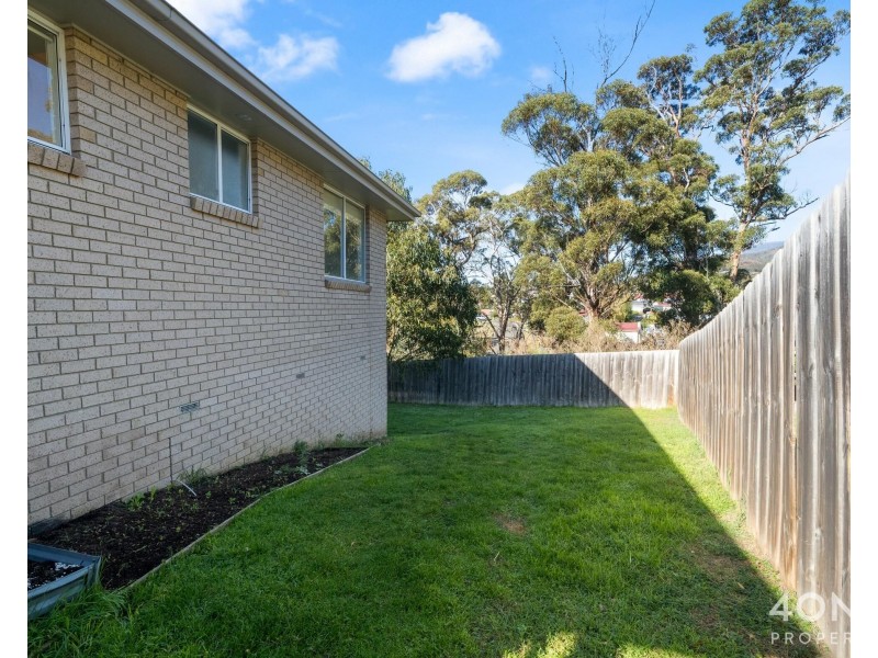 5 Coach Road, Chigwell TAS 7011