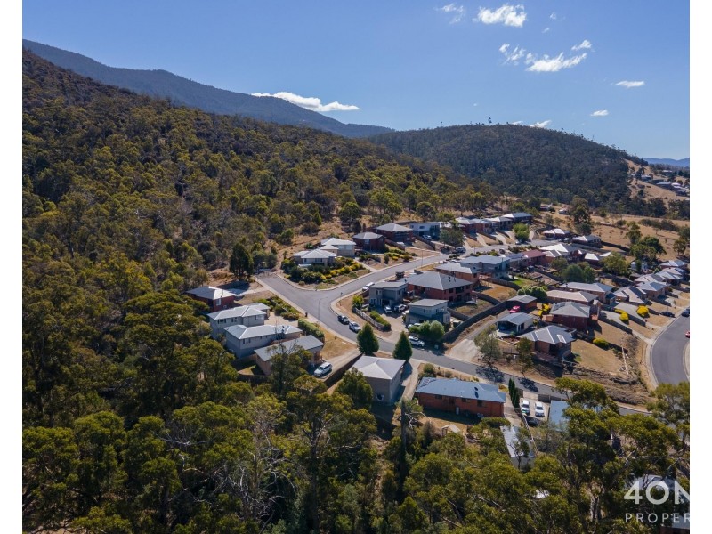 5 Coach Road, Chigwell TAS 7011