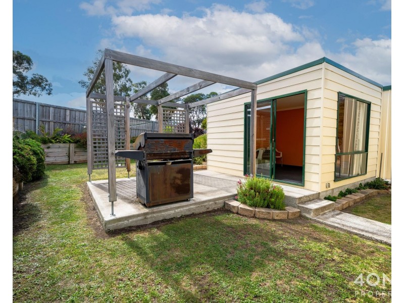 6 Crosby Place, Herdsmans Cove TAS 7030