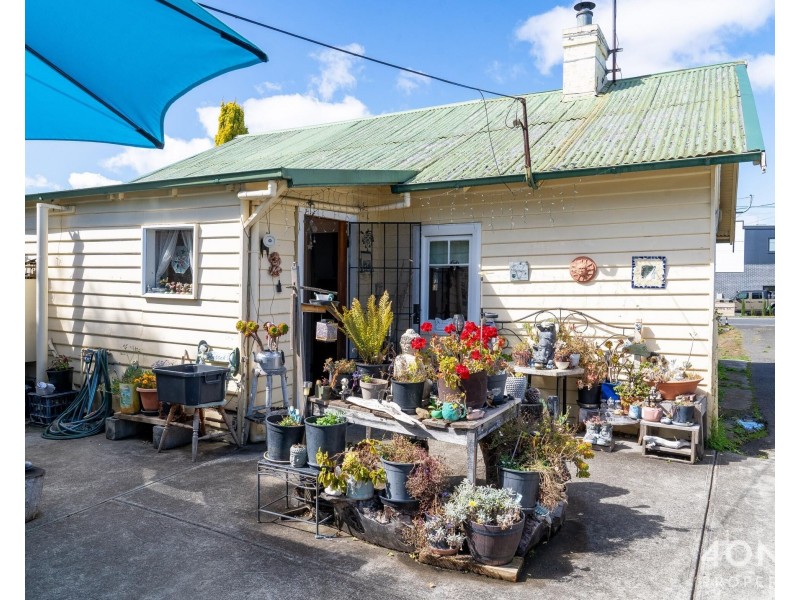 8 Fleming Street, Glenorchy TAS 7010