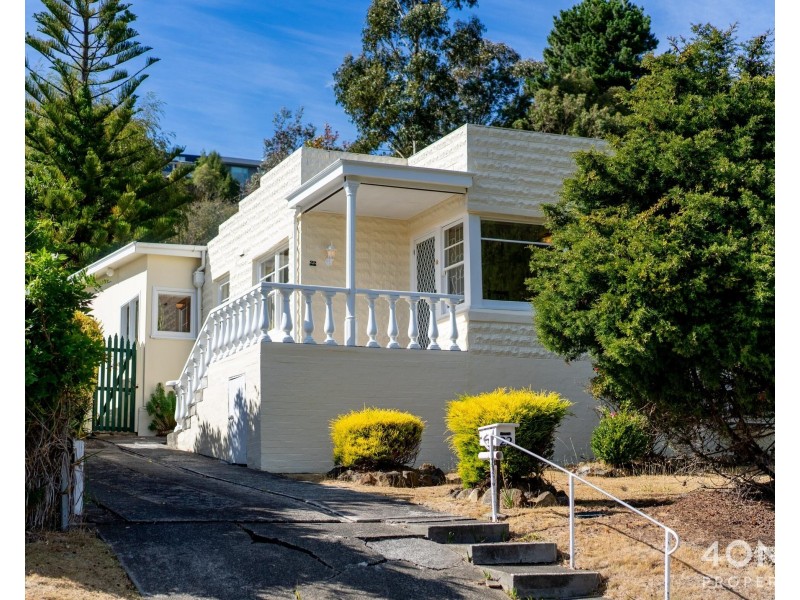 22 Brushy Creek Road, Lenah Valley TAS 7008
