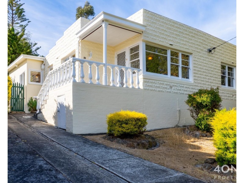 22 Brushy Creek Road, Lenah Valley TAS 7008