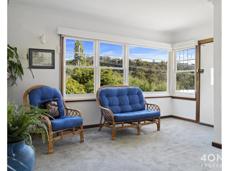 22 Brushy Creek Road, Lenah Valley TAS 7008