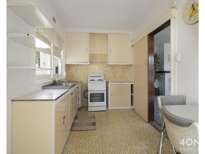 22 Brushy Creek Road, Lenah Valley TAS 7008