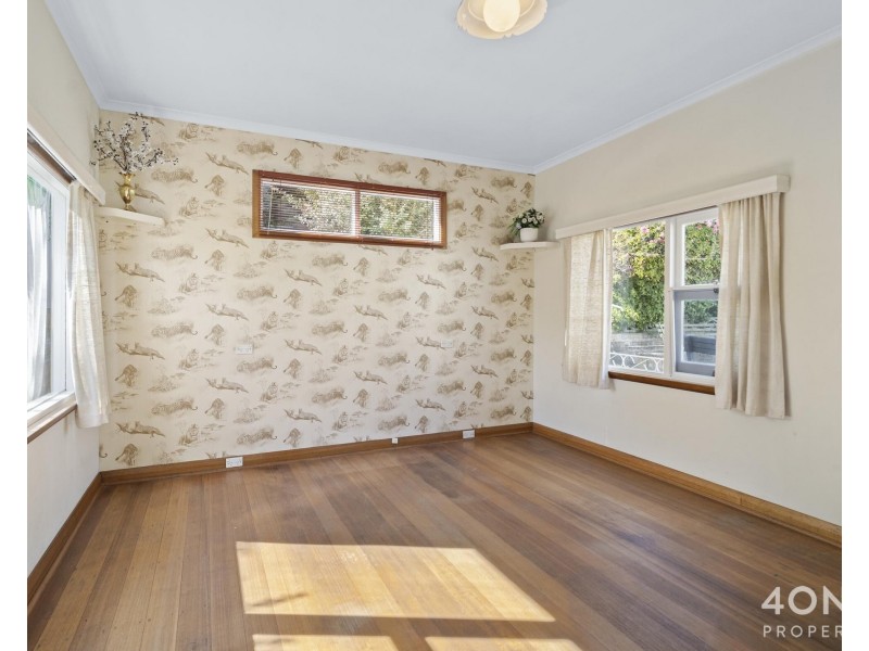 22 Brushy Creek Road, Lenah Valley TAS 7008