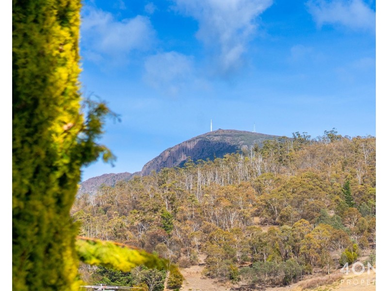 22 Brushy Creek Road, Lenah Valley TAS 7008