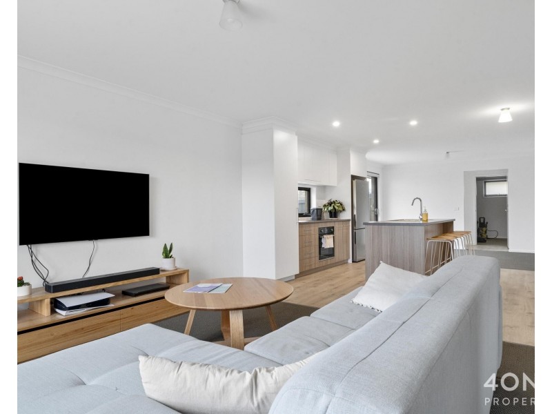 3/13 Lille Street, Brighton TAS 7030