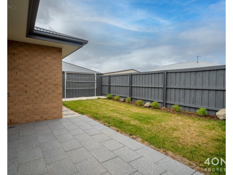 3/13 Lille Street, Brighton TAS 7030