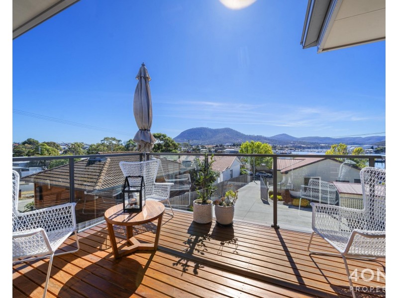 2/78 Gepp Parade, Derwent Park TAS 7009
