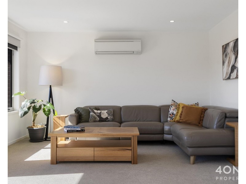 2/78 Gepp Parade, Derwent Park TAS 7009