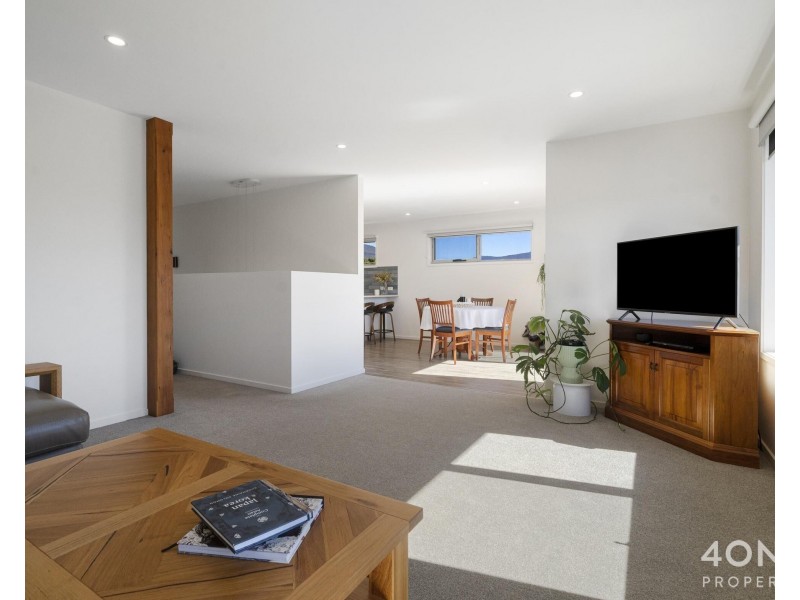 2/78 Gepp Parade, Derwent Park TAS 7009