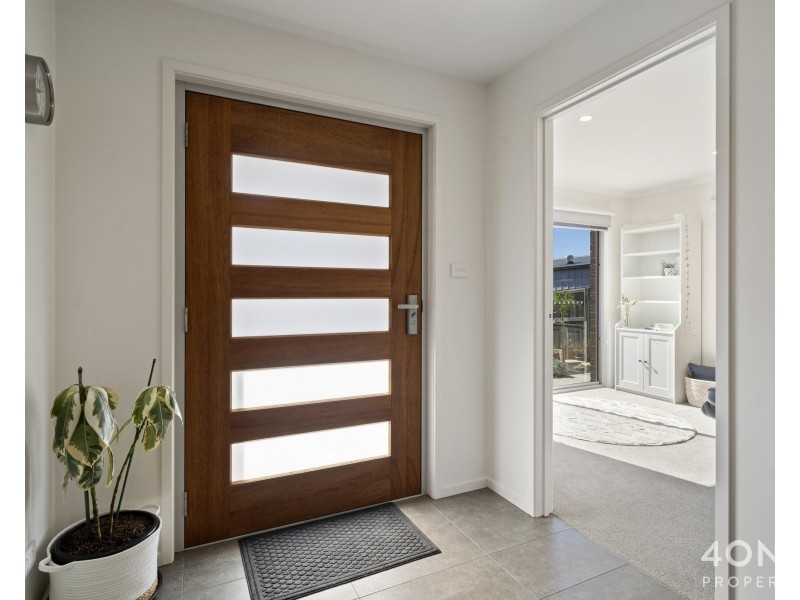 2/78 Gepp Parade, Derwent Park TAS 7009