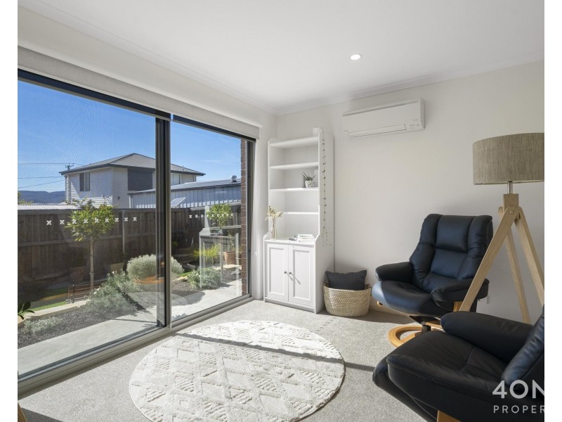 2/78 Gepp Parade, Derwent Park TAS 7009