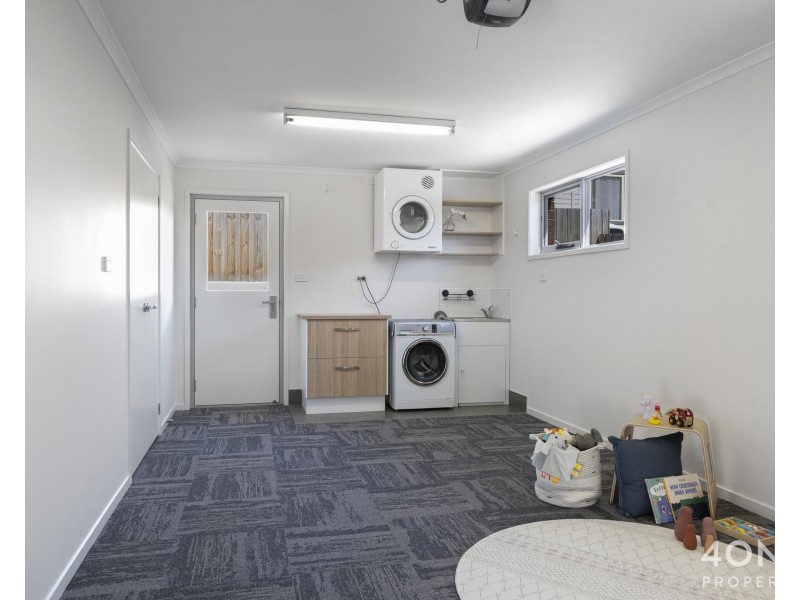 2/78 Gepp Parade, Derwent Park TAS 7009