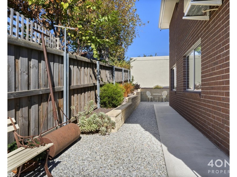 2/78 Gepp Parade, Derwent Park TAS 7009