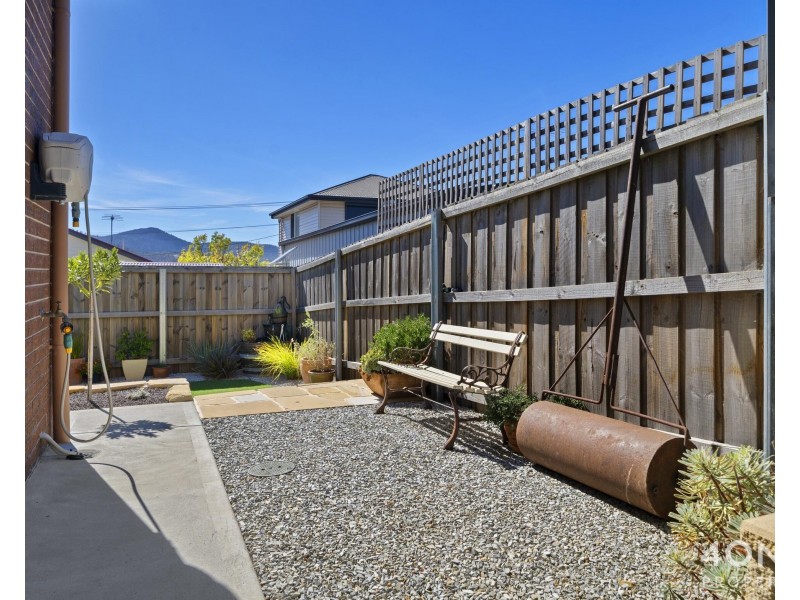 2/78 Gepp Parade, Derwent Park TAS 7009