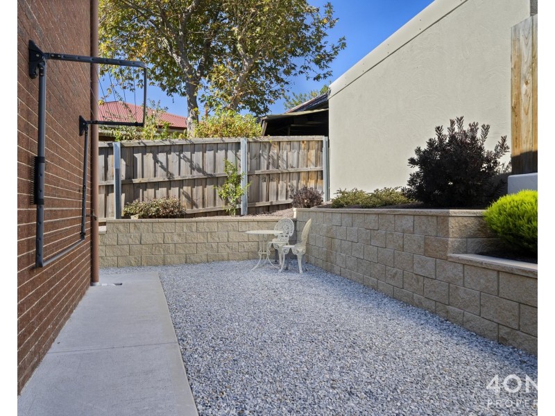 2/78 Gepp Parade, Derwent Park TAS 7009