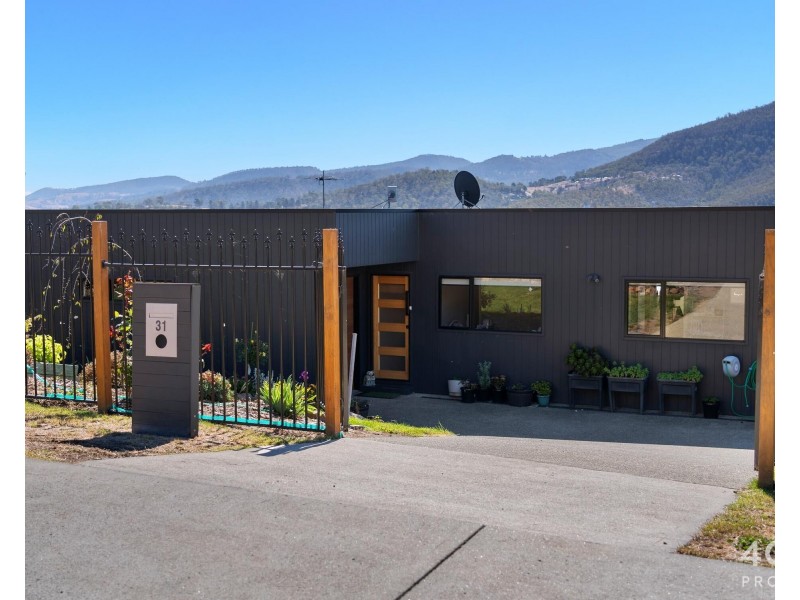 31 Grist Street, New Norfolk TAS 7140