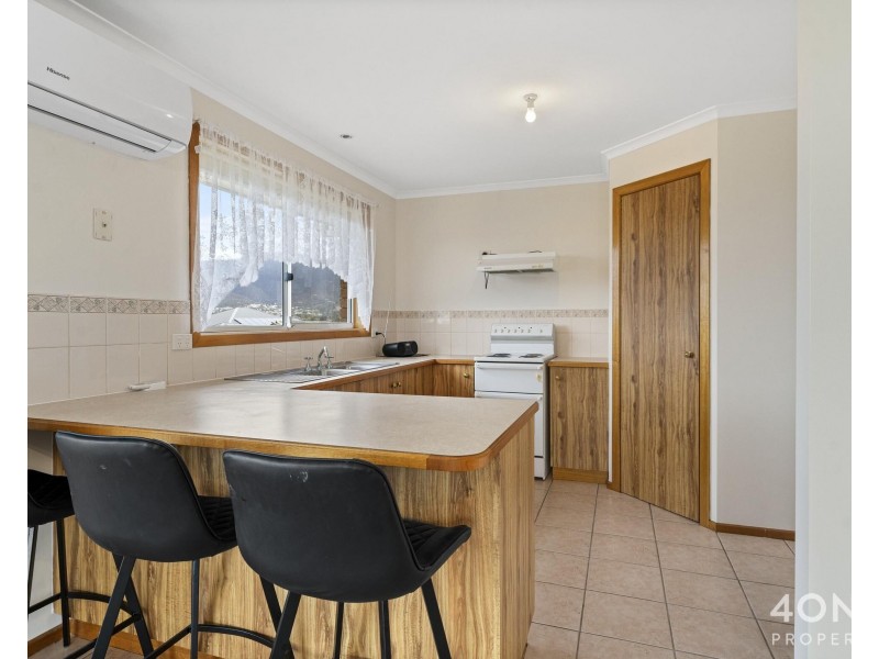 27 Fouche Avenue, Old Beach TAS 7017