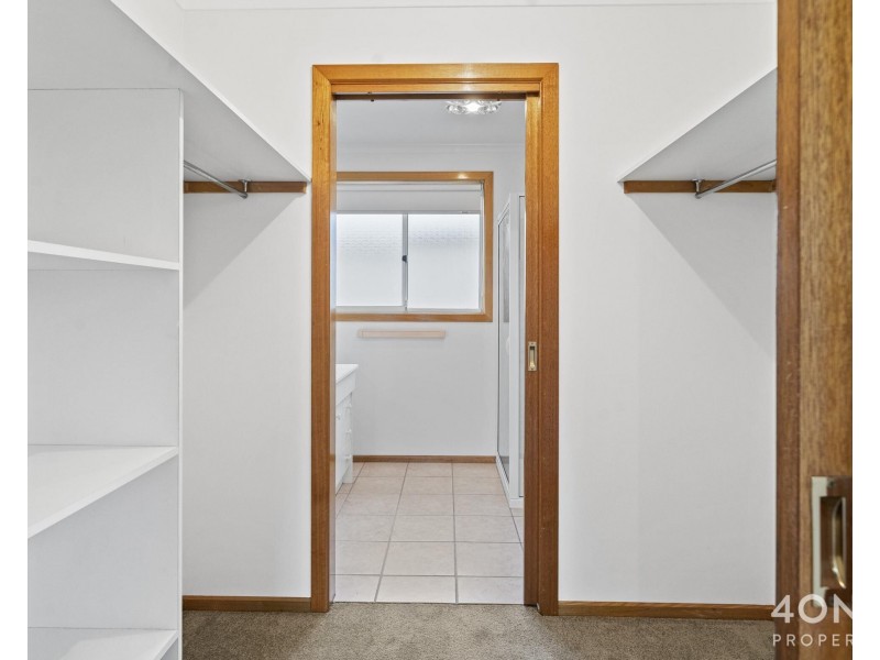 27 Fouche Avenue, Old Beach TAS 7017