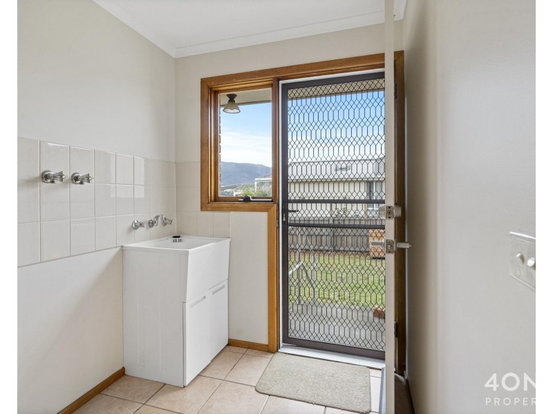 27 Fouche Avenue, Old Beach TAS 7017
